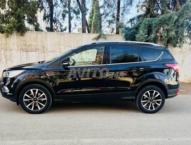 ford kuga titanium automatique 