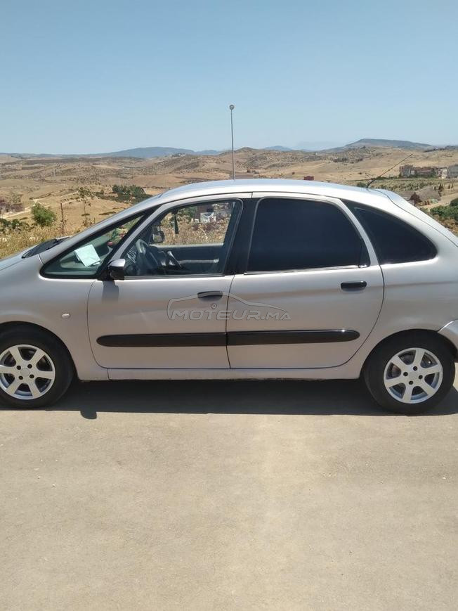 Citroene Picasso modèle 2002 en  bon état