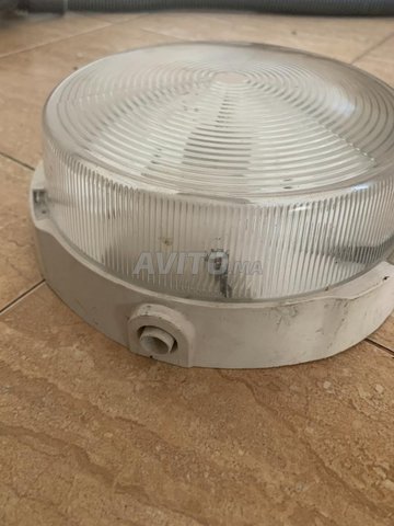 Hublot lampadaire extérieur 