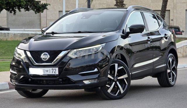 nissan Qashqai tekna double toit 1ére main