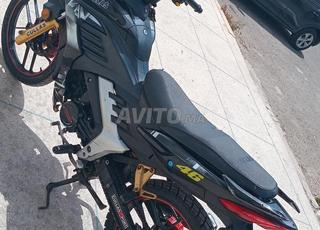 ذراجة نارية 