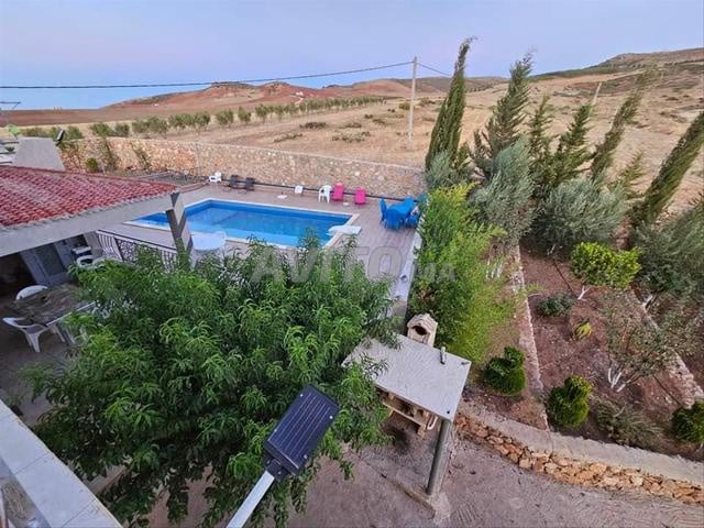 مزرعة فاخرة للبيع في مكناس بمنطقة أغوراي - 2