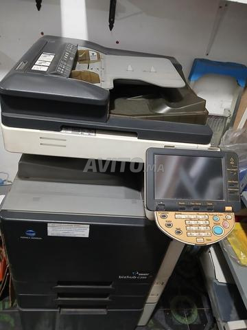 photocopieuse et imprimante couleur