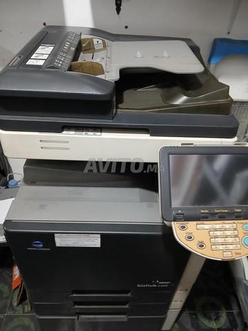 photocopieuse et imprimante couleur - 2