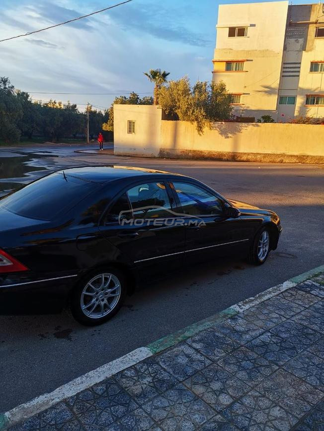 Mercedes-Benz 220c diwana 2012