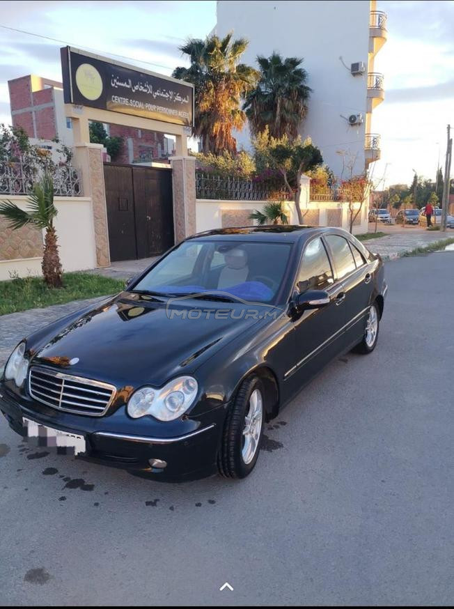 Mercedes-Benz 220c diwana 2012
