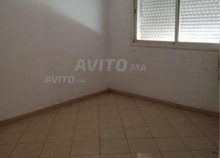 رياض سيدي مومن الطابق الرابع المجموعة 6