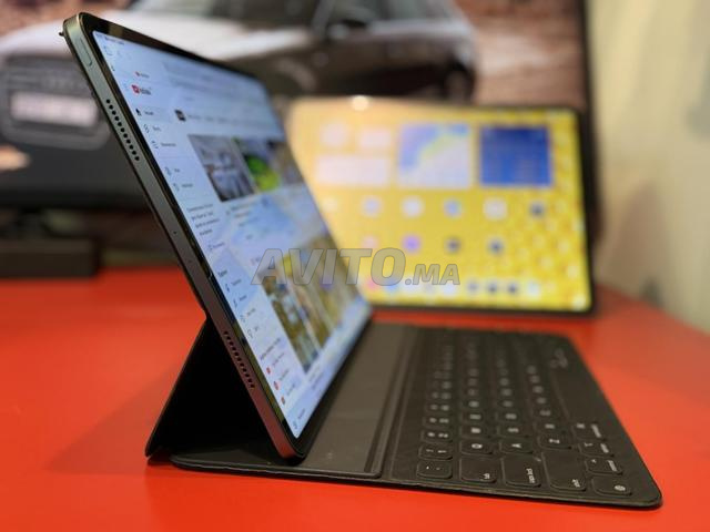 iPad Pro 5e génération M1 12.9 gris sidéral  - 2