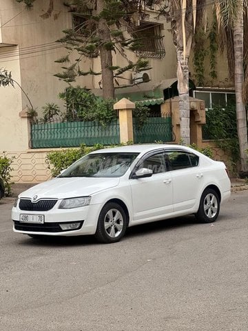 Skoda Octavia Diesel Automatique 2015 à Agadir