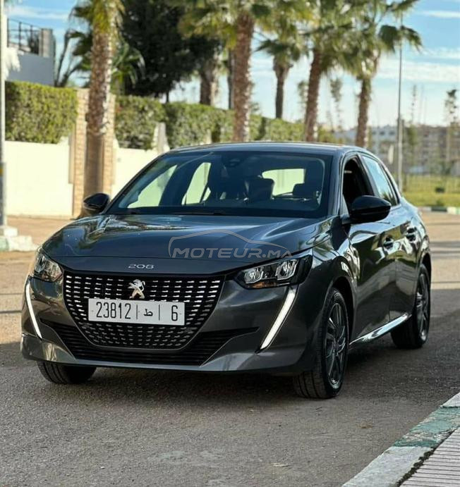 Peugeot 208 Diesel Manuelle 2022 à Rabat