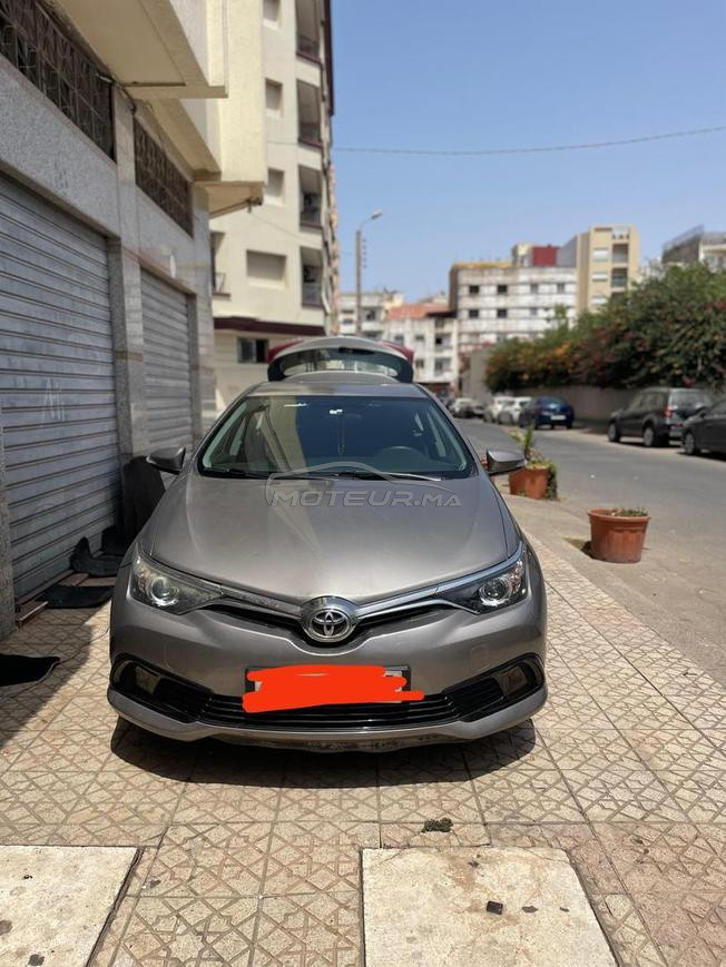 voiture d'occasion Toyota Auris à vendre 