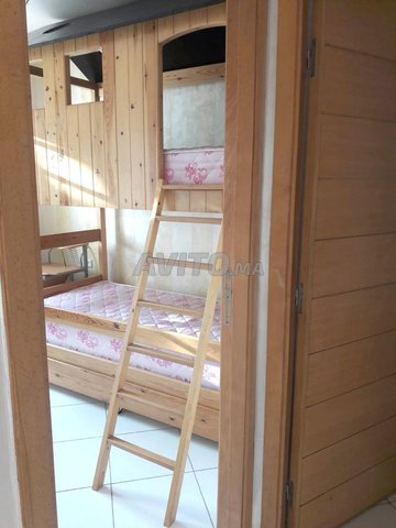 A vendre un lit superposé pour Enfant 