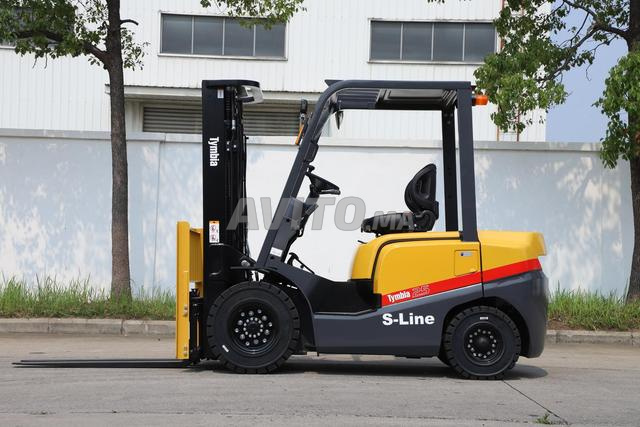Chariot Diesel TYMBIA TCM FD25T Moteur XC498
