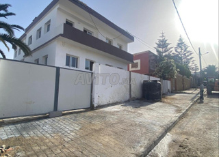 فيلا للبيع بفال فلوري 