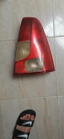 2 مصباح خلفي داسيا لوغان 2006/2007 - 2