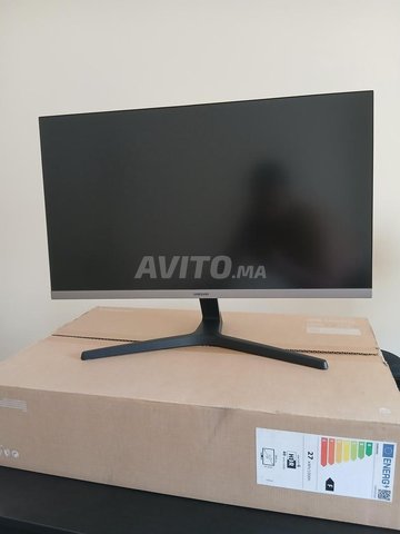 Moniteur neuf SAMSUNG 4K 27 pouces