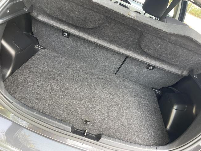 Toyota Yaris Essence Manuelle 2017 à Casablanca