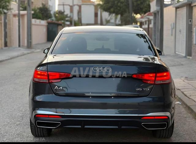 Feu rouge droite/gauche Audi A4 - 2