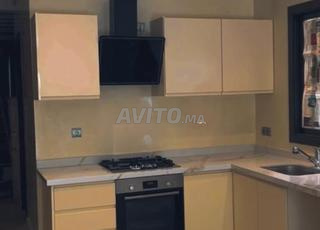 كوزينة عصرية بتصميم أنيق وجودة عالية