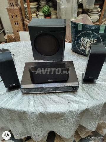 a vendre un Home cinéma Panasonic très bon état 