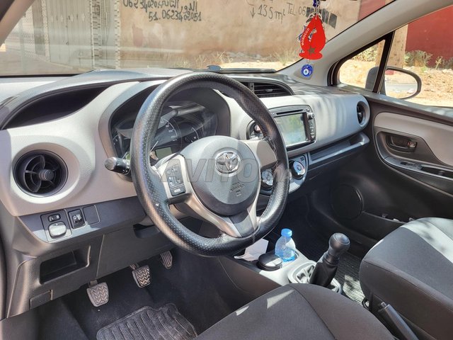 Toyota Yaris Essence Manuelle 2018 à Oujda
