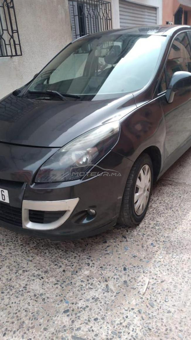 Renault Scenic Diesel Manuelle 2011 à El Jadida