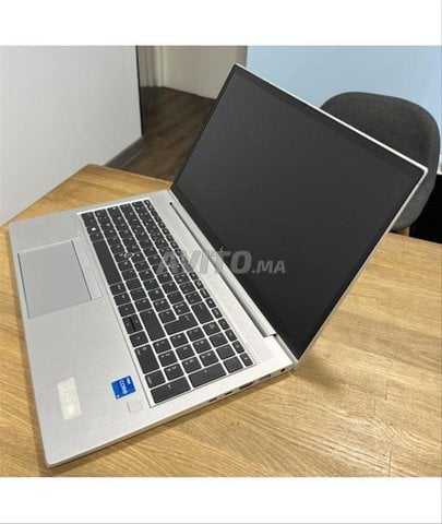 HP EliteBook 850 G8 11èm 16G pavé numérique AZERTY