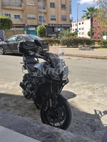 Tracer 900 en très bon état 