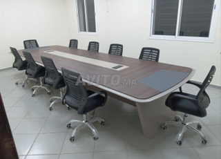 TABLE DE REUNION MODERNE