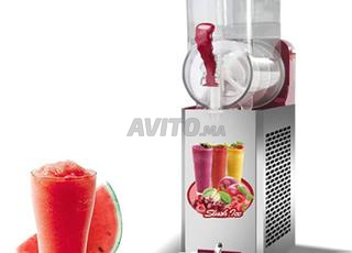 آلة تبريد العصائر