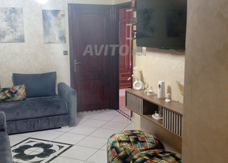  شقة كبيرة شوكة للبيع بمجمع الخير سطات