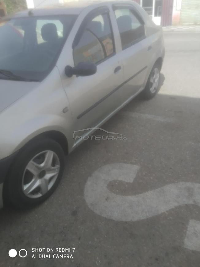 Dacia Logan Essence Manuelle 2006 à Laâyoune