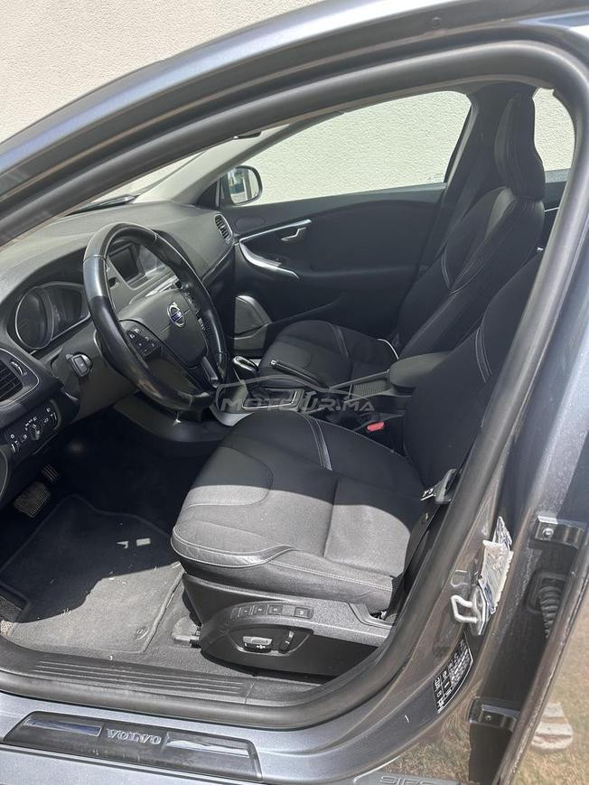 Volvo V40 Diesel Automatique 2016 à Rabat