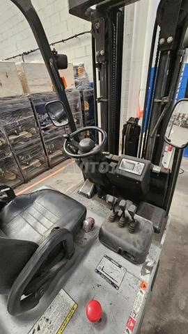 Chariot Élévateur Electrique Nissan 1N1L18Q (2009)
