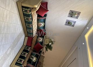 SALON  L beldi en tres bonne état 