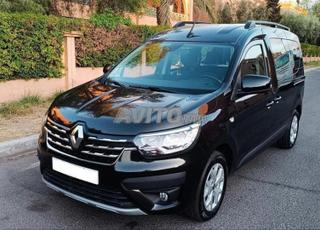 تأجير سيارة رينو إكسبريس 2025 مطار أغادير