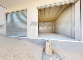 Local commercial 84m2