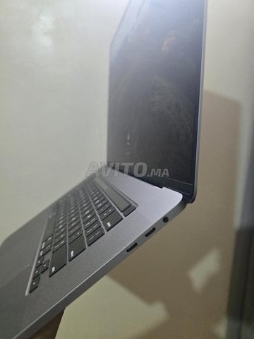 MacBook Pro i9 2019, 15inch, 32 GB Ram, 2 TB