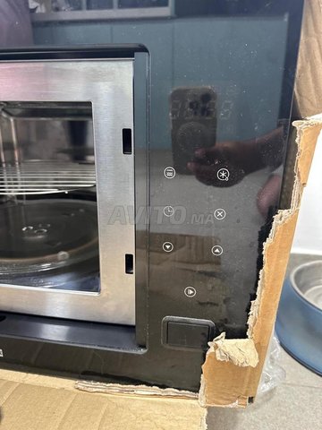 À VENDRE – Micro-ondes Franke en très bon état