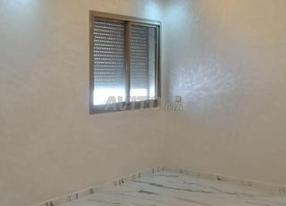 شقة بمساحة 122م للبيع في عين السبع