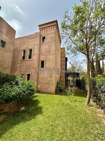 riad à vendre Résidence sécurisée Route de fes 