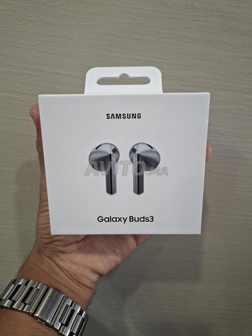 SAMSUNG GALAXY BUDS 3