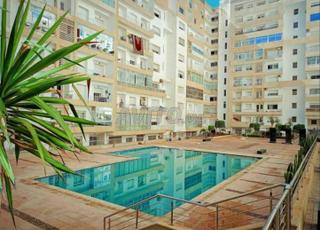 appartement à Islane avec piscine