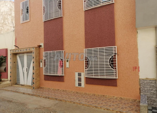 منزل للبيع بحالة جيدة و جاهز للسكن