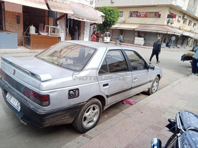سيارة للبيع من نوع بيجو 405