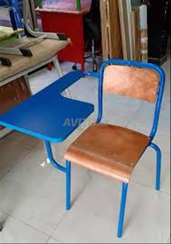 Chaise de formation semi métallique avec tablette