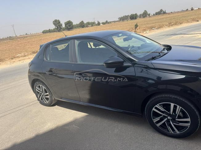 Peugeot 208 Diesel Manuelle 2023 à Casablanca