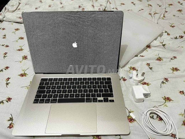 💻 MacBook Air 2025 M4 15' – 16GB RAM – 512GB SSD