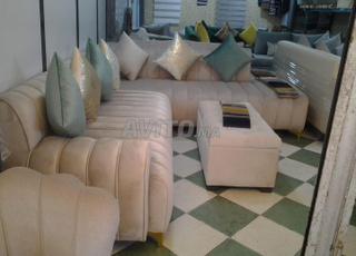 salon tapisserie / canapee