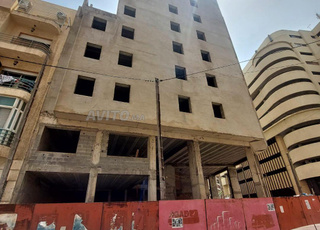 À Vendre – Hôtel Semi-Fini à Casablanca